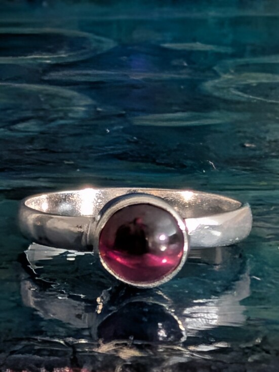 925 Sterling Silver Jewelry - Genuine Garnet Solid Sterling Silver Ring Size 9.5